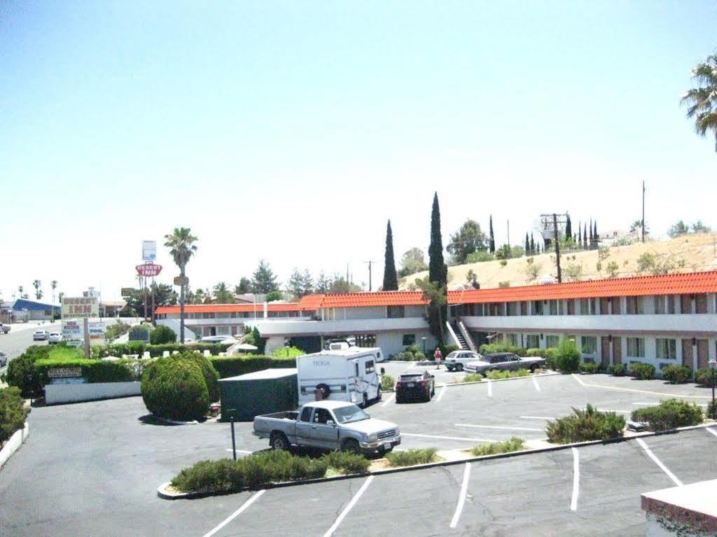 Desert Inn Motel 바스토우 외부 사진